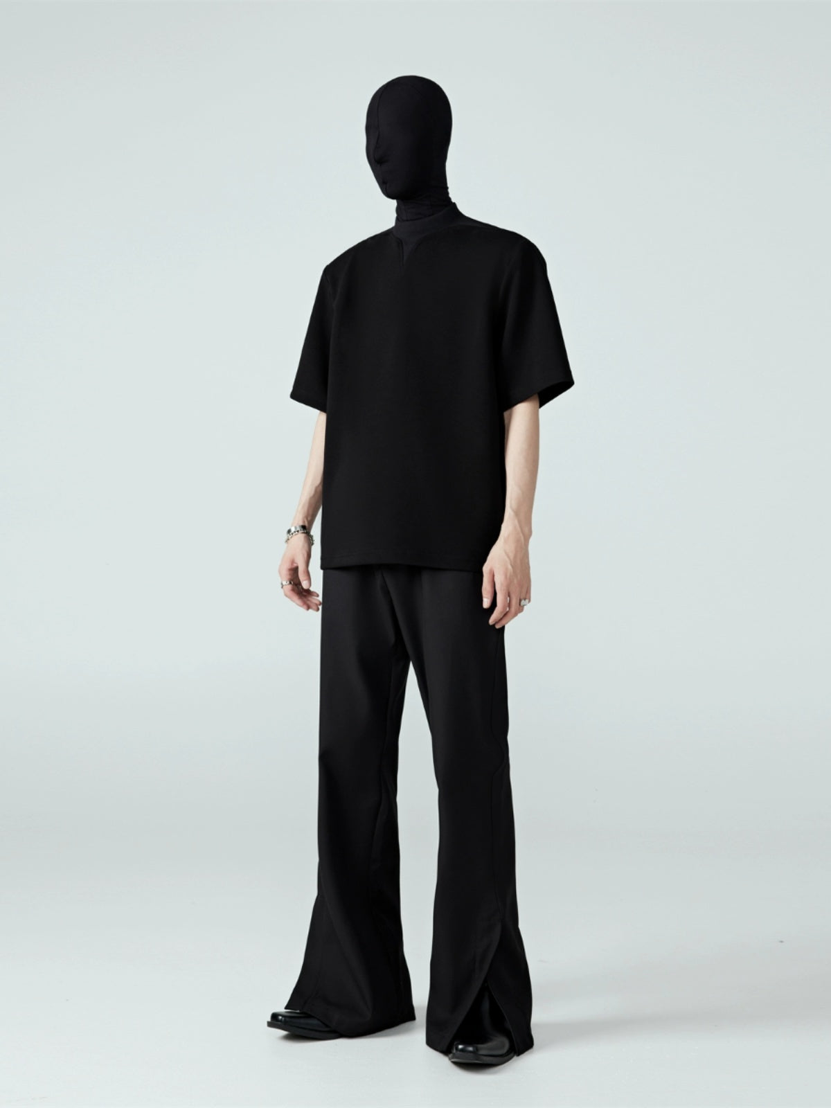 Detachable shoulder V-neck