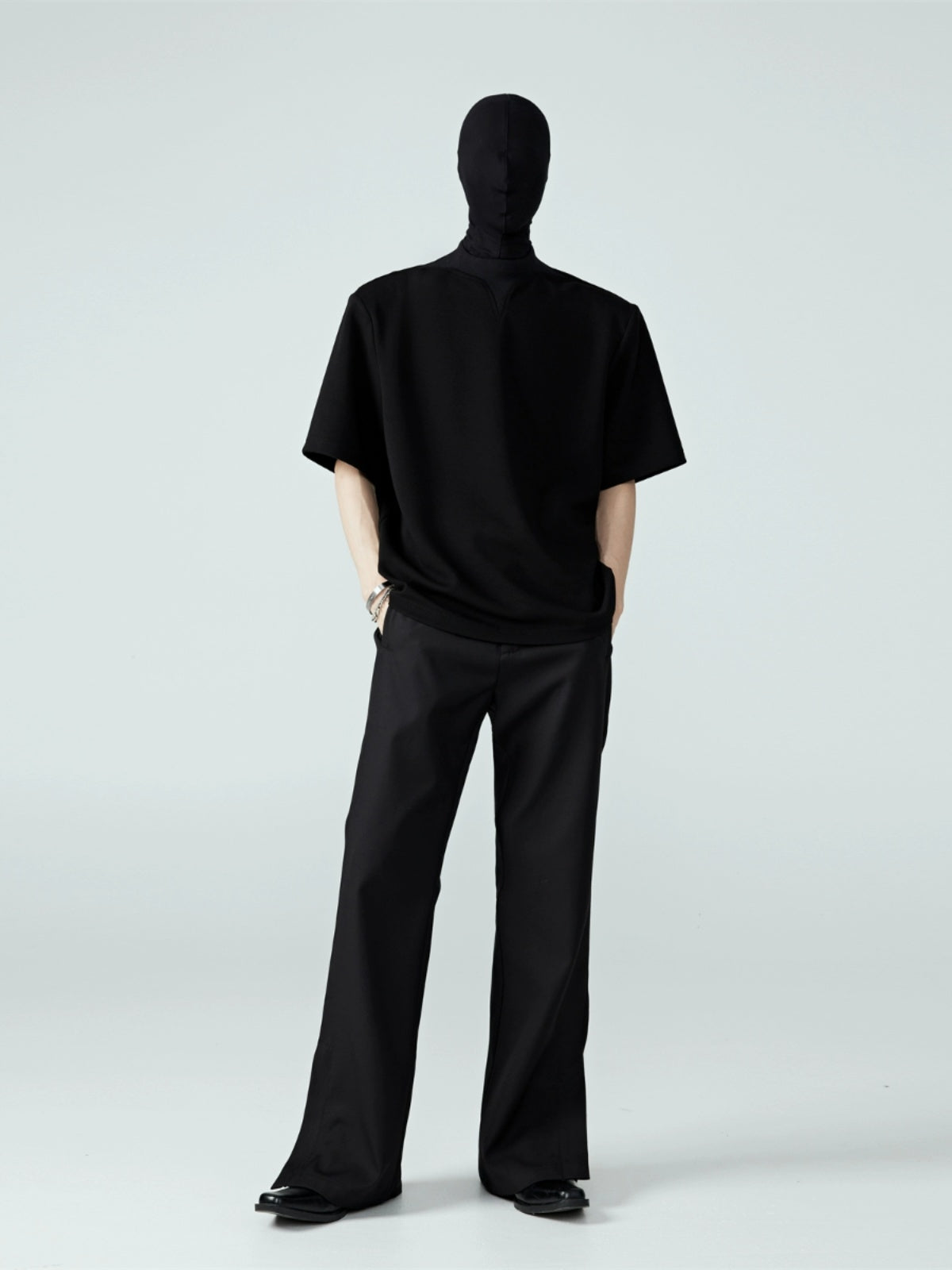 Detachable shoulder V-neck