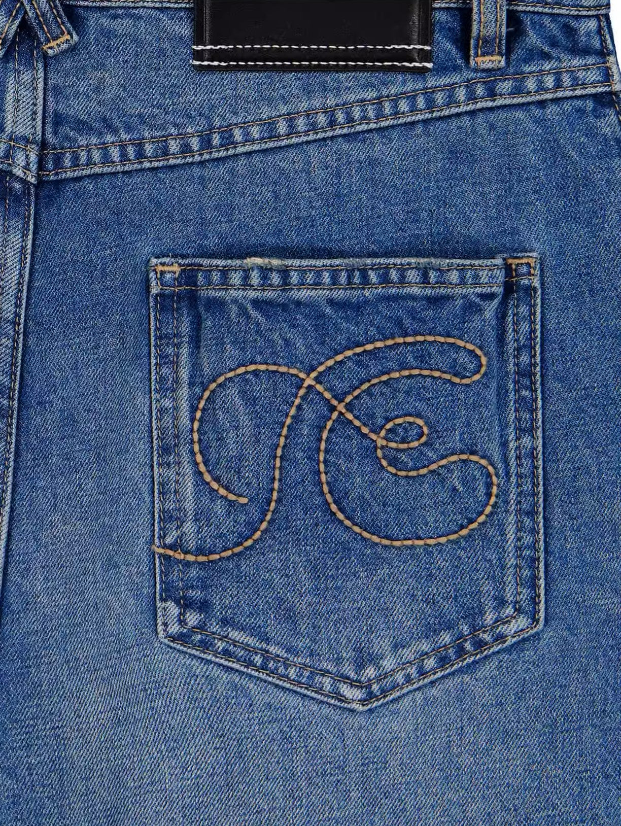 oversized straight-leg jeans
